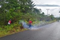 Kecamatan Singkep Barat saat melakukan gotong royong | Foto : Zonamu/Eki