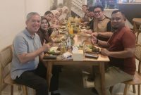 Cobain makanan di Rumah Makan Bebek Blondo Batam Bengkong | Foto : Zonamu/Ami