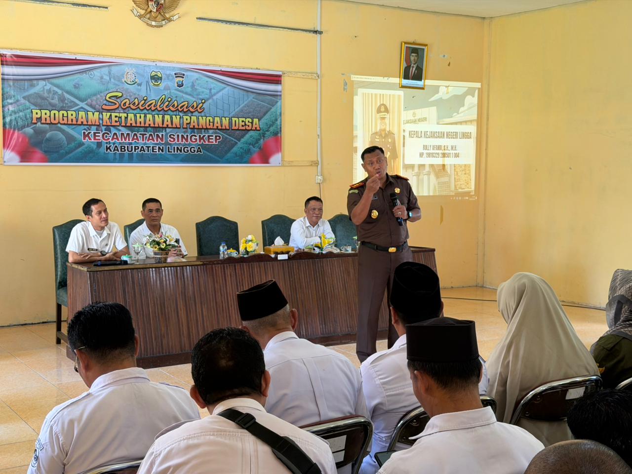 Kajari Lingga Rully Afandi S.H, M.H saat memberikan sosialisasi terkait ketahanan pangan | Foto : Zonamu/Ist