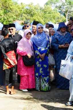 SDN 001 Lingga Terima Kunjungan Edukatif Internasional Ketiga