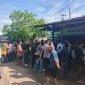 Potret Warga Padati TKP Pembunuhan | Foto : Zonamu/Wandi