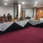 Kepala Bapenda Kabupaten Lingga saat audiensi bersama DPRD Provinsi Kepri di Kota Batam | Foto : Zonamu/Ist