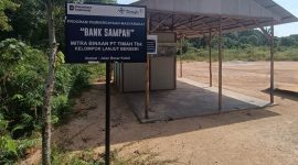 Suasana Bank Sampah Lanjut Berseri di Dusun I, Desa Sawang Laut, Kecamatan Kundur Barat, Kabupaten Karimun | Foto: Zonamu/Humas PT Timah