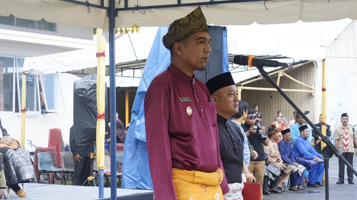 Wabup Lingga Pimpin Upacara Hardiknas Tahun 2026 (Foto : Zonamu/ist)