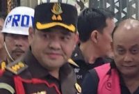 Eks Kepala BGN Dadan Hindayana Keluar Kejagung Berompi Tahanan | Foto : Zonamu/Ist