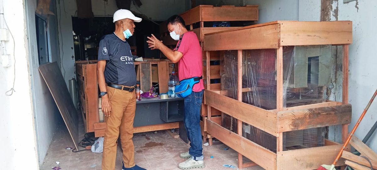 Sekda Lingga cek kesiapan BUMD dalam pengelolaan air mineral | Foto : Zonamu/Ist