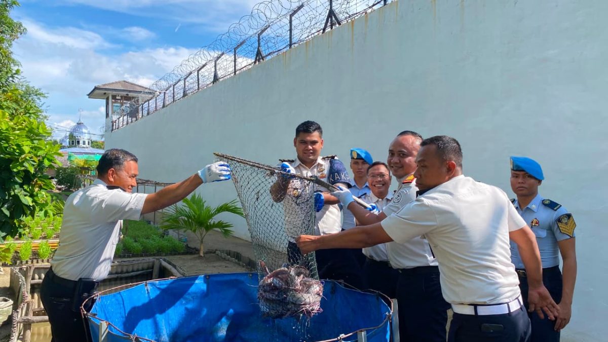 Rutan Karimun Panen Lele Dukung Ketahanan Pangan Nasional | Foto : Zonamu/Bustomi