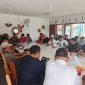 Aliansi Masyarakat Lingga saat melakukan pertemuan dengan tokoh masyarakat bahas PT TAI | Foto : Zonamu/Wandi