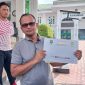 Ahmad Iskandar Tanjung, Ketua BAPAN Provinsi Kepulauan Riau usai menyerahkan berkas laporan pengaduan dugaan kelalaian pemadaman listrik (blackout) kepada Kejaksaan Negeri Karimun | Foto: Zonamu/Nv