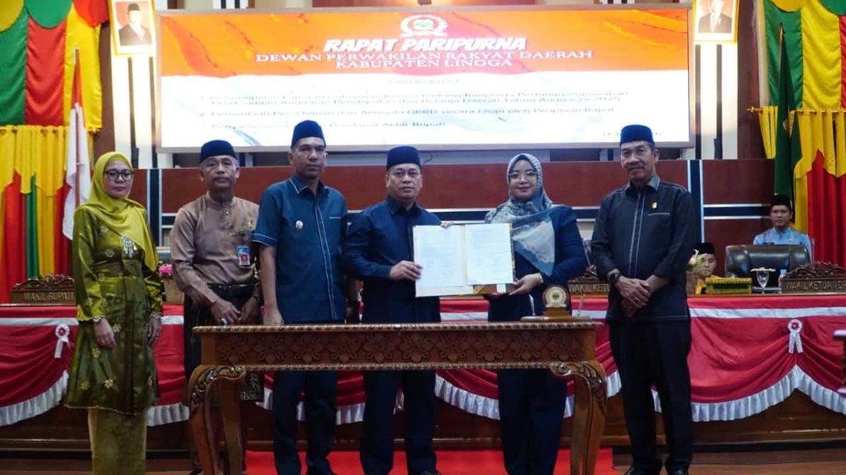 DPRD Lingga Setujui Ranperda Pertanggungjawaban APBD Tahun 2025 | Foto : Zonamu/Ist