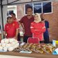 Bazar Murah Disperindagkop UKM Lingga Diserbu Warga, Gula, Minyak dan Telur Dijual Jauh di Bawah Harga Pasar | Foto : Zonamu/ist