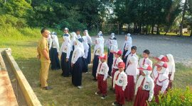 SMP Negeri 5 Resmi Beroperasi di Desa Tukul, Akhiri Perjuangan Siswa Menyeberang Sekolah | Foto : Zonamu/Ist