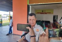 Ketum KONI Lingga Junaidi Adjam saat diwawancarai | Foto : Zonamu/Imam