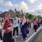 Pegawai Disperindagkop UKM Lingga saat jalan sehat bersama | Foto : Zonamu/Ist