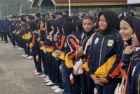 Kontingen POPDA Lingga Resmi Diberangkatkan, Wabup Minta Atlet Harumkan Daerah | Foto : Zonamu/Ist