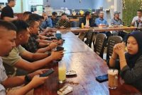 Pertemuan Wartawan dengan PT. CPM di Dabo Singkep | Foto : Zonamu/Wandi