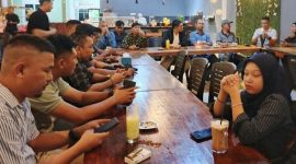 Pertemuan Wartawan dengan PT. CPM di Dabo Singkep | Foto : Zonamu/Wandi