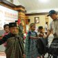 Sejumlah anak ikuti khitanan massal gratis dalam rangkaian Bulan Bakti HUT ke-50 PT Timah (Persero) Tbk di Wisma Timah Kundur, Kabupaten Karimun | Foto: Zonamu/Humas PT Timah