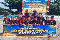 Perjalanan Sepuluh Bocah SD Menembus Laut Demi Sepak Bola | Foto : Zonamu/Imam