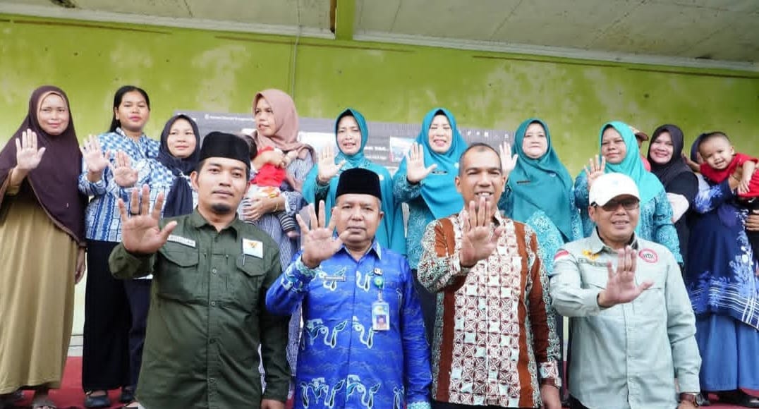 Foto bersama Kegiatan Intervensi Serentak Cegah Stunting dan Percepat CKG | Foto : Zonamu/Ist