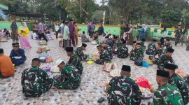 28 Prajurit Yonif Beladau Sakti Hadiri Maulid Nabi di Pengkalan Buluh (Foto : Zonamu/Ist)
