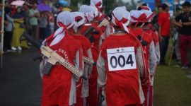 Para peserta gerak jalan beberapa waktu lalu di Dabo Singkep | Foto : Zonamu/ist