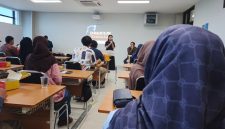Di Balik Ilusi Tembakau, Rokok Dijual Seolah Menawan | Foto : Zonamu/Wandi