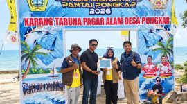 PT Timah Tbk kembali hadir memberikan dukungan penuh dalam suksesnya Lomba Mancing #2 Pantai Pongkar 2026 di Kabupaten Karimun | Foto: Zonamu/Humas PT Timah