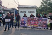 GRIB Karimun Turun Jalan, Galang Donasi untuk Korban Gempa NTT | Foto : Zonamu/Bustomi