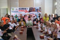 Direktur PT BPR Tuah Karimun, Siska Naritasari, bersama jajaran Pemerintah Kabupaten Karimun saat sosialisasi KURDA di Kecamatan Meral (25/9/2026) | Foto: Zonamu/Humas BPR Tuah Karimun