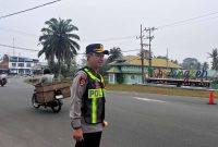 Kapolres Lingga AKBP Ahmad Andi Suryadi saat memantau langsung operasi seligi 2026 | Foto : Humas Polres Lingga