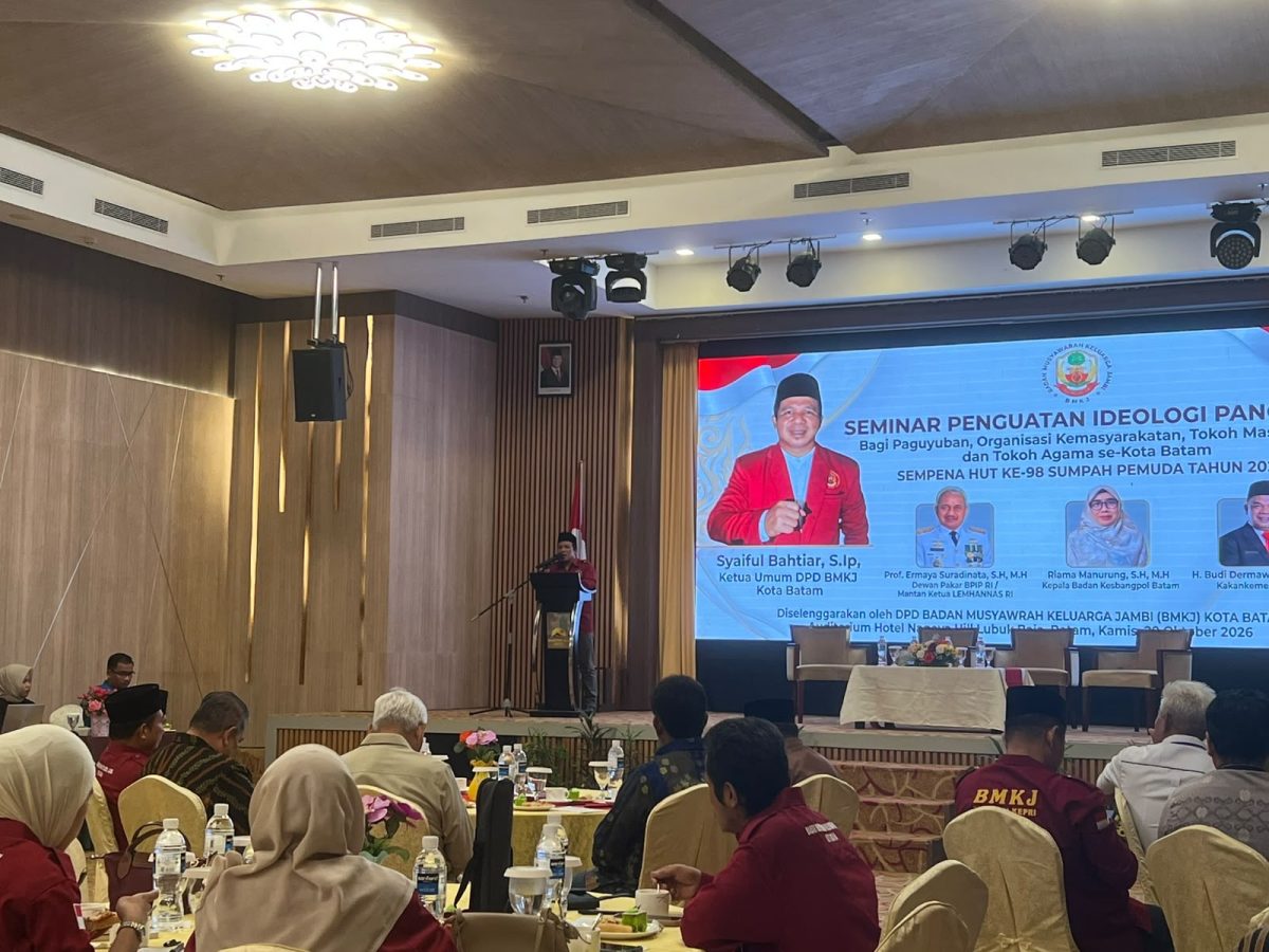 Sempena Peringatan Sumpah Pemuda ke-98, Ratusan Peserta dari Berbagai Organisasi dan Paguyuban Ikuti Seminar Kebangsaan | Foto : Ronal