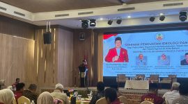 Sempena Peringatan Sumpah Pemuda ke-98, Ratusan Peserta dari Berbagai Organisasi dan Paguyuban Ikuti Seminar Kebangsaan | Foto : Ronal