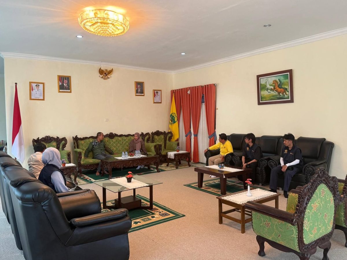 Satker Perumahan dan Kawasan Pemukiman Wilayah Kepri saat bersilahturahmi dengan Wabup Lingga Novrizal | Foto : Zonamu/Andi