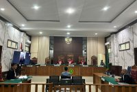 Mantan Kades Pulau Medang Jalani Sidang Perdana Korupsi Dana Desa | Foto : Zonamu/Ist