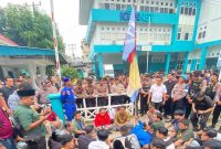 Lima Tersangka Blackout, Aliansi Kepri Desak Dirut PLN Batam Mundur | Foto : Zonamu/Budi