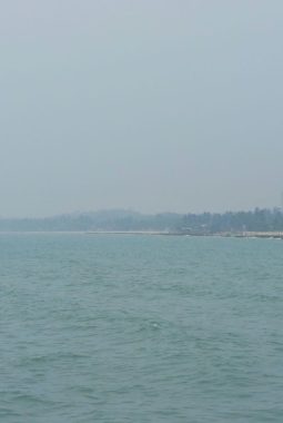 Kabut Asap Masih Selimuti Kota Dabo Singkep